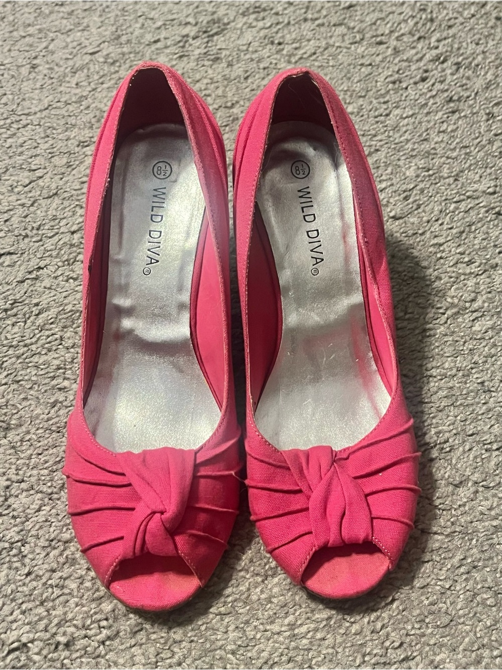Wild Diva Pink Peep-Toe Bow Pump with Wood Pattern Wedge Heel, Women’s Size 8.5